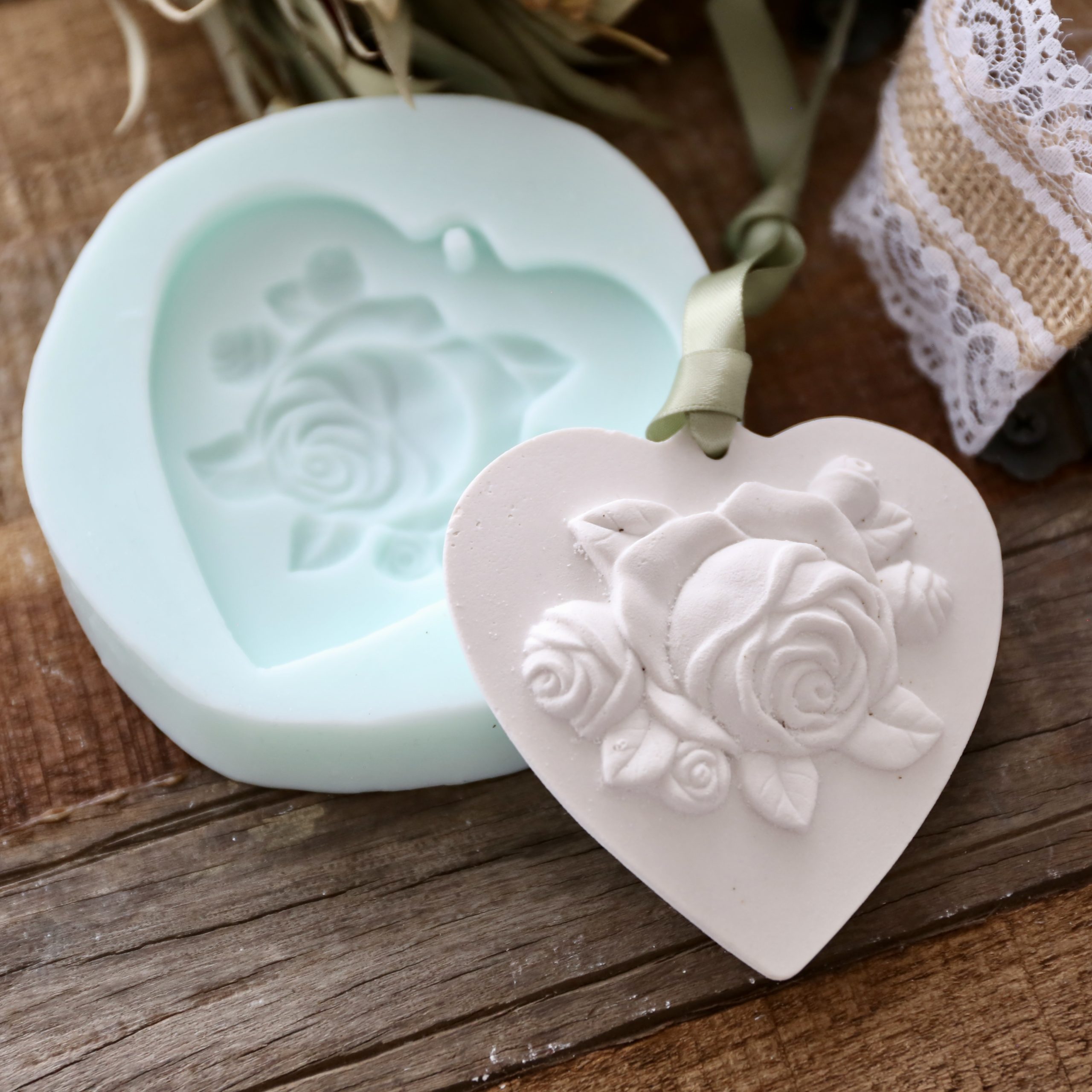 *Silikon-Gießform - Herz - Anhänger - Blumenbild* – Bild 8