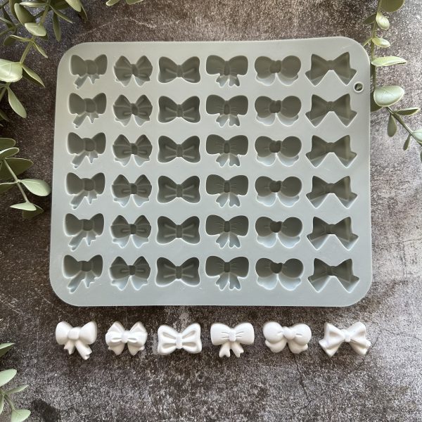 Silikon - Gießform - Matte - Mini Schleifen Mix - für 36 Figuren