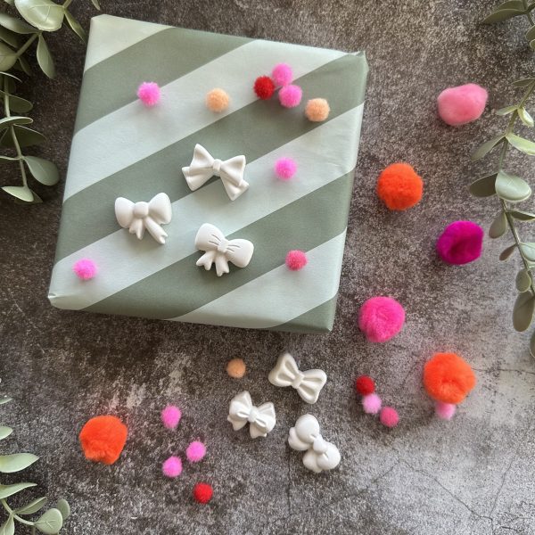 Silikon - Gießform - Matte - Mini Schleifen Mix - für 36 Figuren – Bild 4