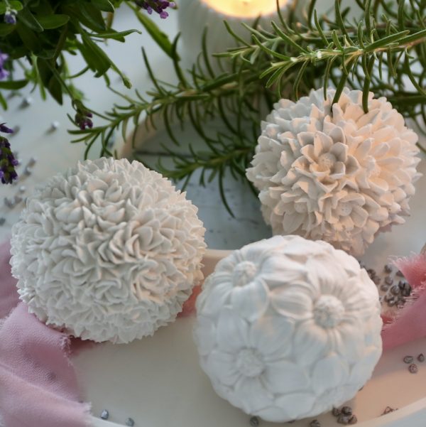 Silikon - Gießform - Kleine Zarte Blumenkugel - flache Blüten – Bild 4