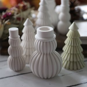 Silikon - Gießform - Weihnachtlicher Tannenbaum, Schneemann, Kerzenständer - mit Rillen / Streifen - Weihnachten - wähle aus 3 Varianten - / FOTOS FEHLEN