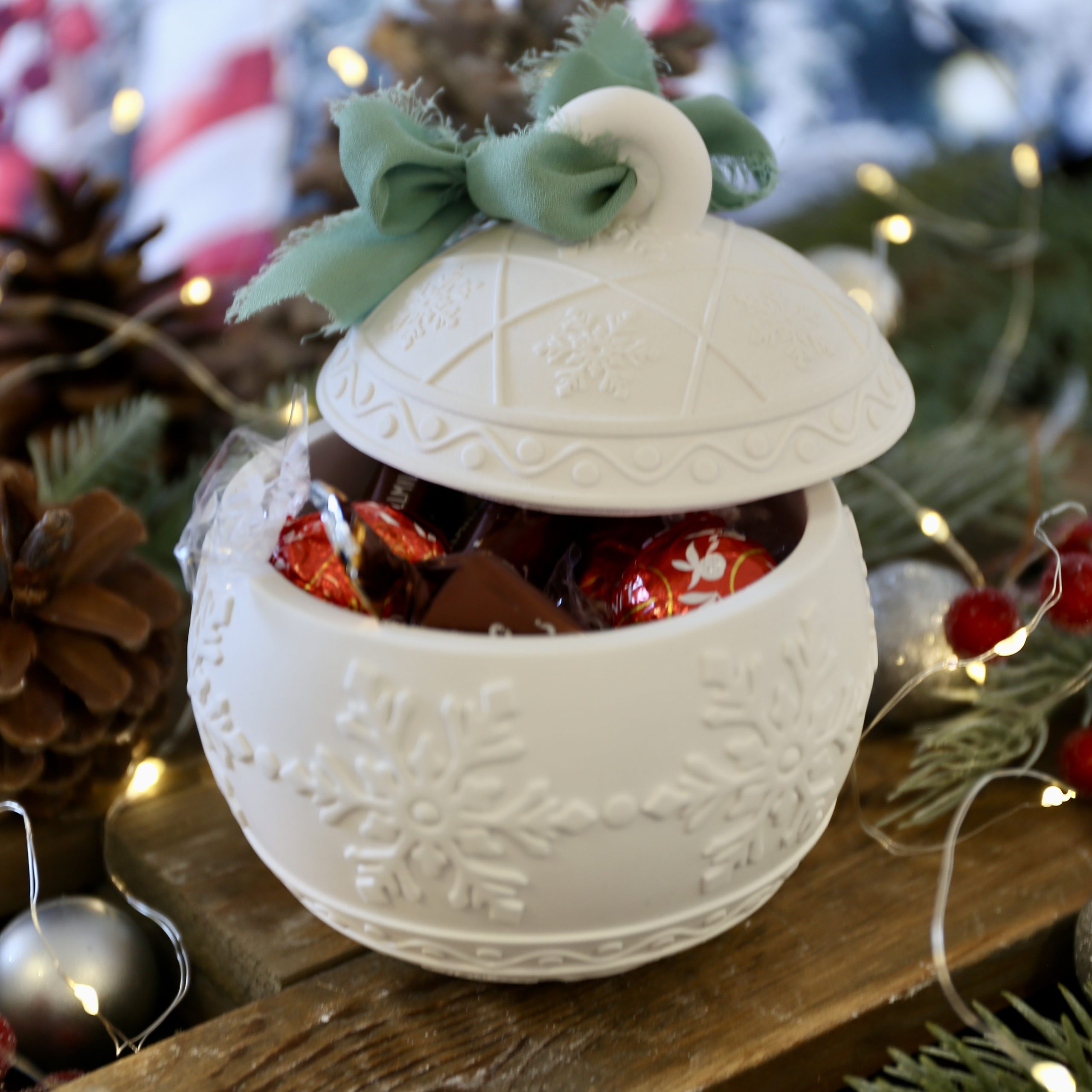 Silikon - Gießform - Wunderschöne Christbaumkugeln - Dose mit Deckel - Kerzengefäß - 6,8oz - mit Manschette - wähle aus 2 Varianten - offizieller Partner von Boowan Nicole – Bild 10