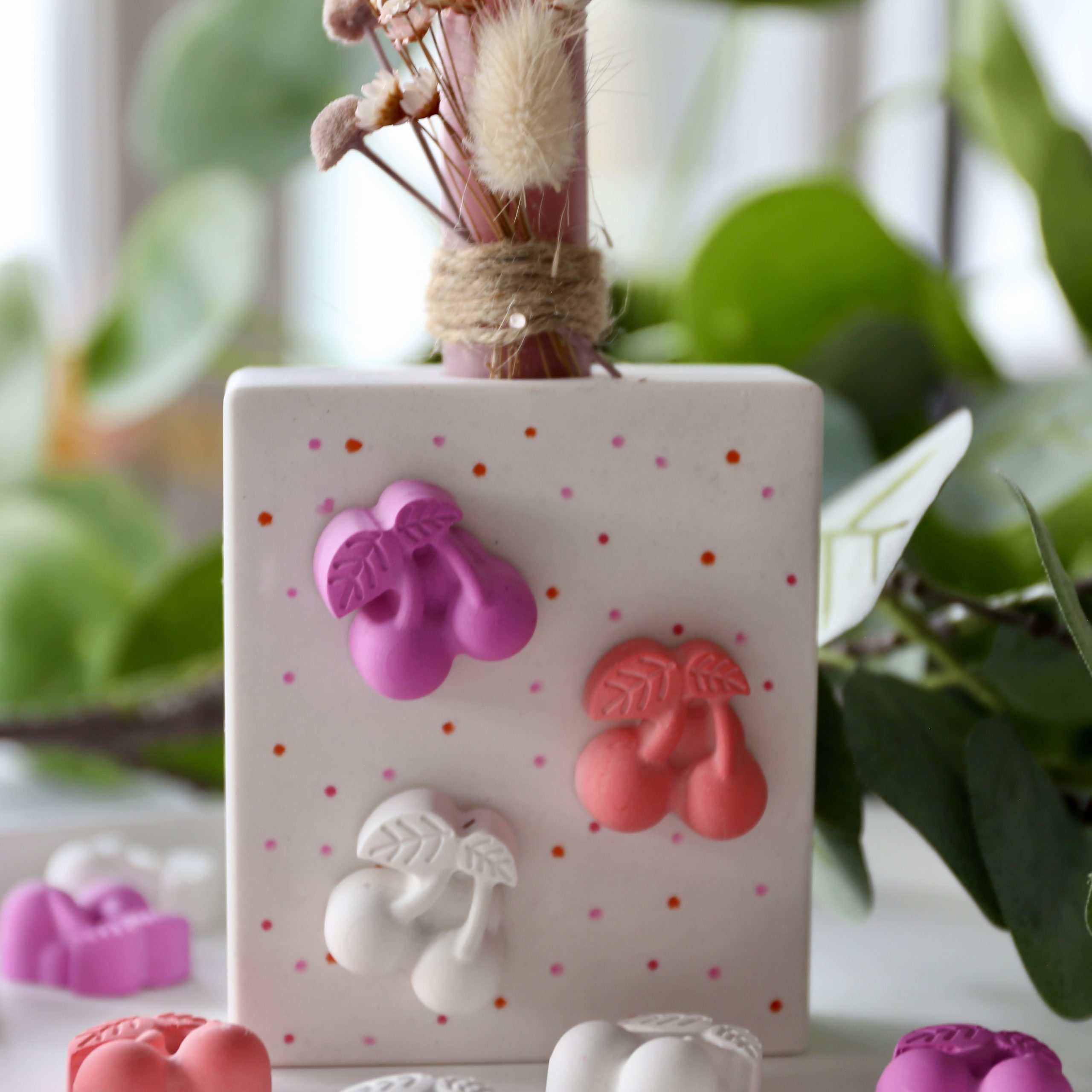 Silikon - Gießform - Matte - Kleine Kirschen - für 14 Stk. – Bild 7