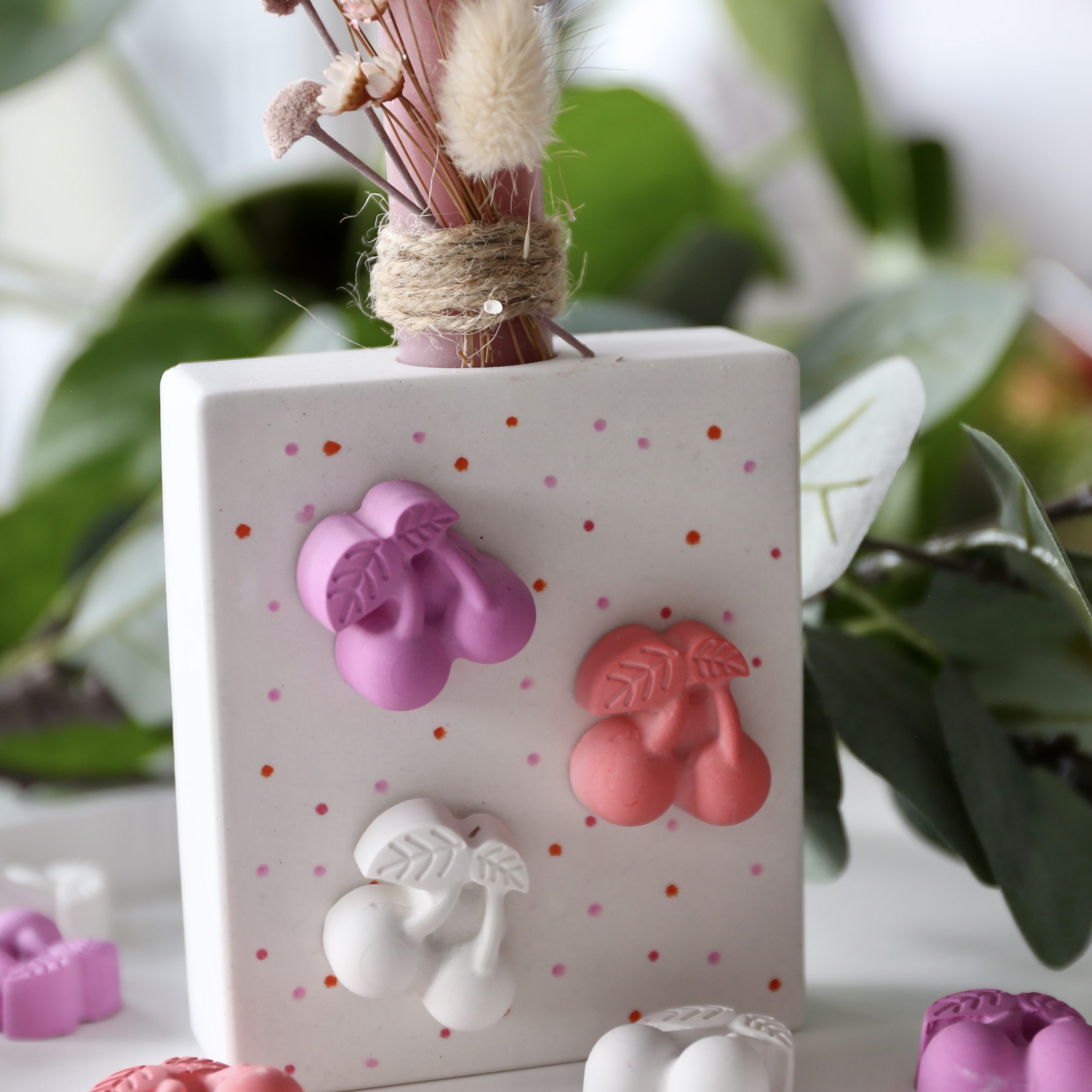 Silikon - Gießform - Matte - Kleine Kirschen - für 14 Stk. – Bild 8