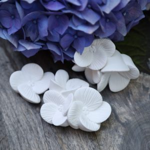 Silikon - Gießform - Mini Blüten - einzeln und Cluster - Multiform - Blume