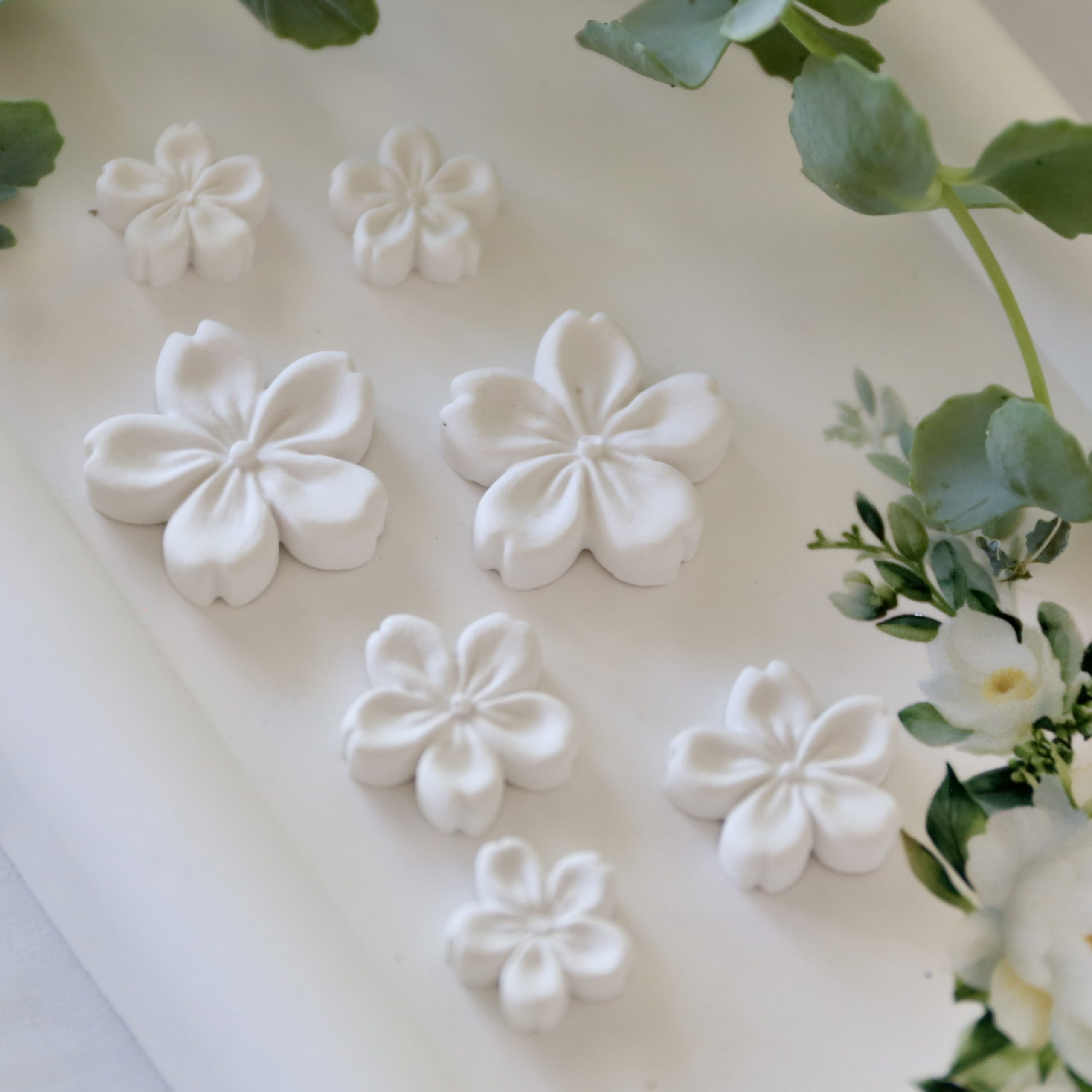 Silikon - Gießform - Silikonmatte - Mini Blüten Mix - flach - zum Applizieren – Bild 5