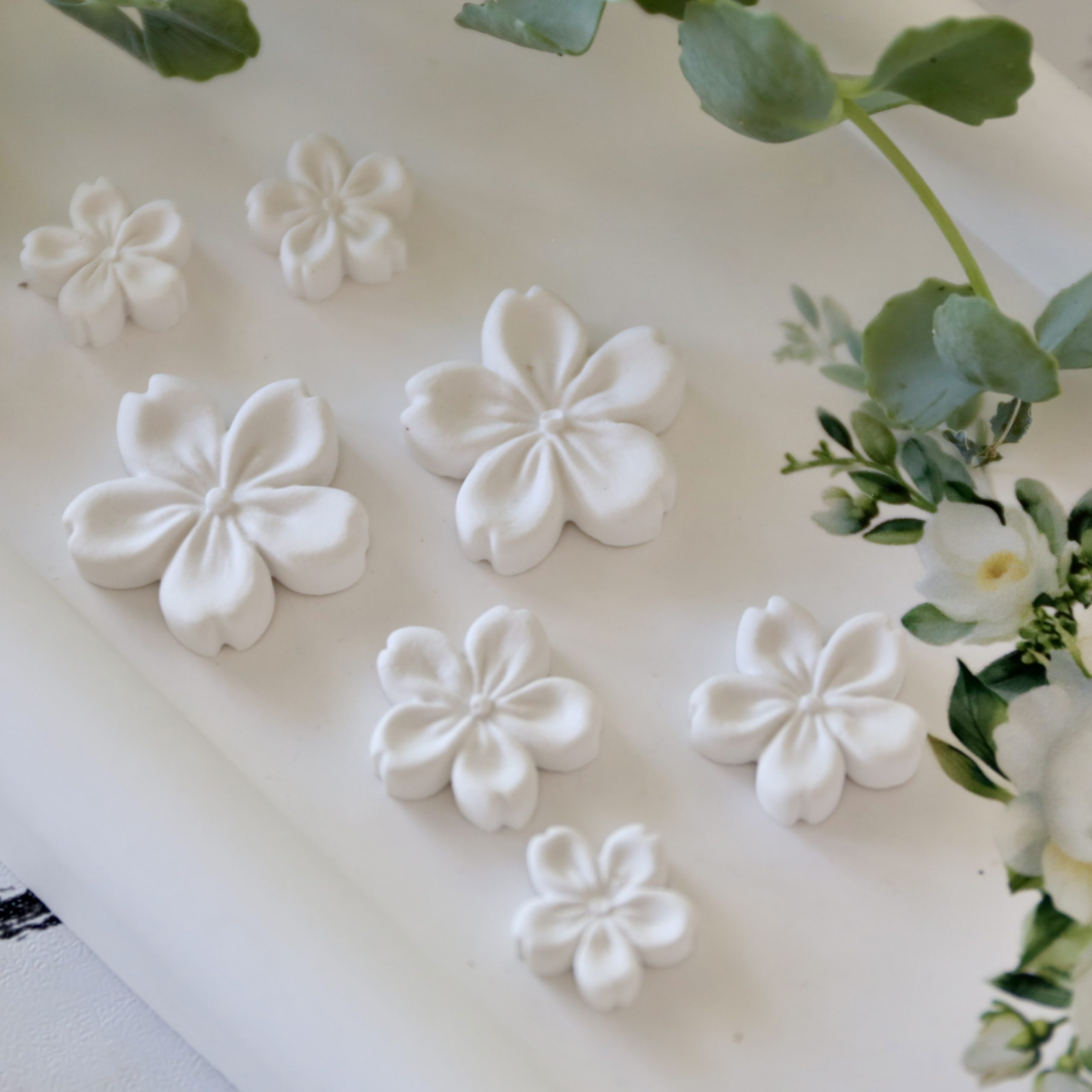 Silikon - Gießform - Silikonmatte - Mini Blüten Mix - flach - zum Applizieren – Bild 6
