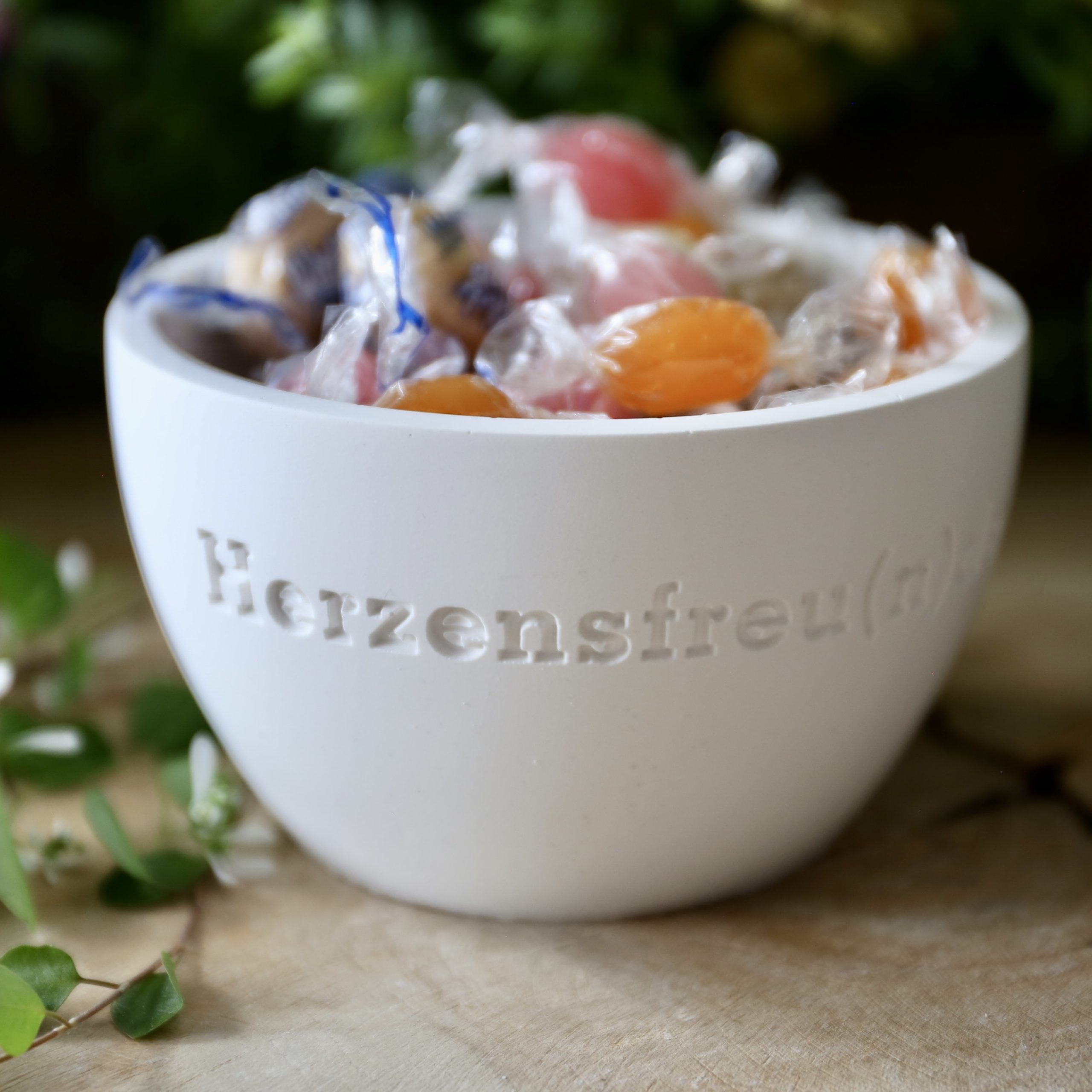 Silikon - Gießform - Herzensfreu(n)de - Dekoschale - Pflanzschale – Bild 10